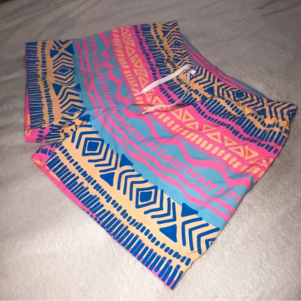 chubbies Pink & Blue High-Waist Shorts - Picture 3 of 9